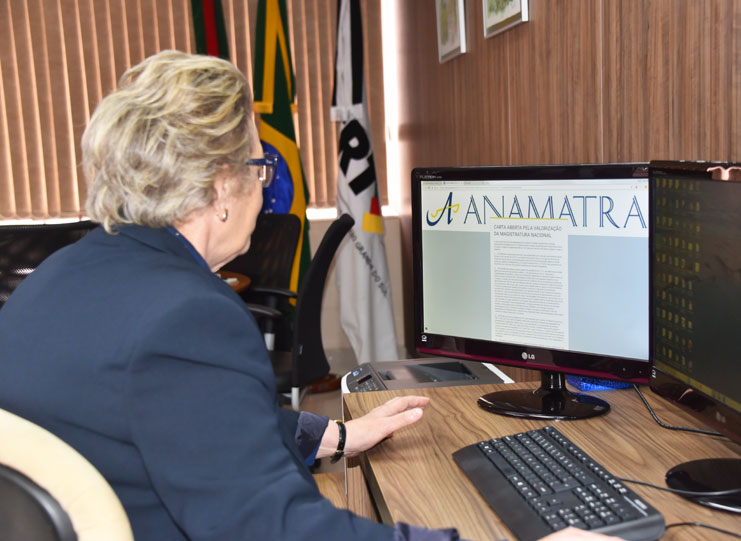 15-vaniaanamatra2.jpg