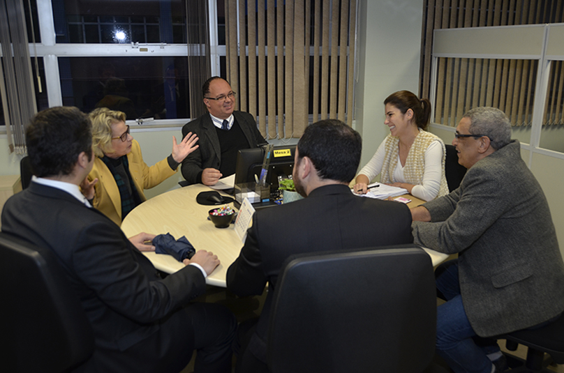 CEF fecha acordo com trabalhador no Cejusc-JT