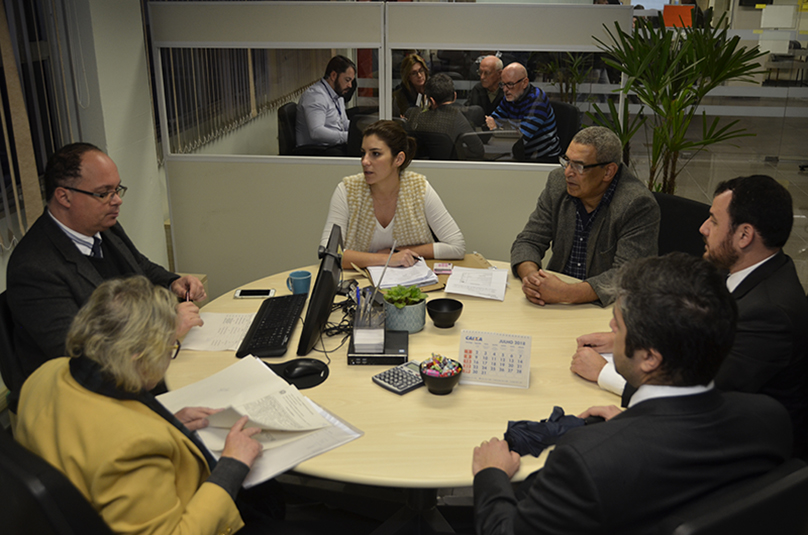 CEF fecha acordo com trabalhador no Cejusc-JT