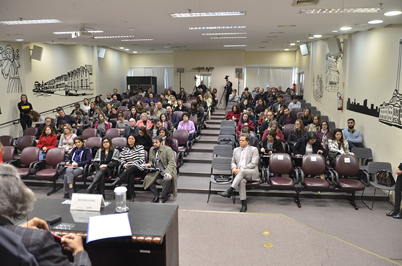 Evento sediado no TRT-RS discutiu assédio moral.