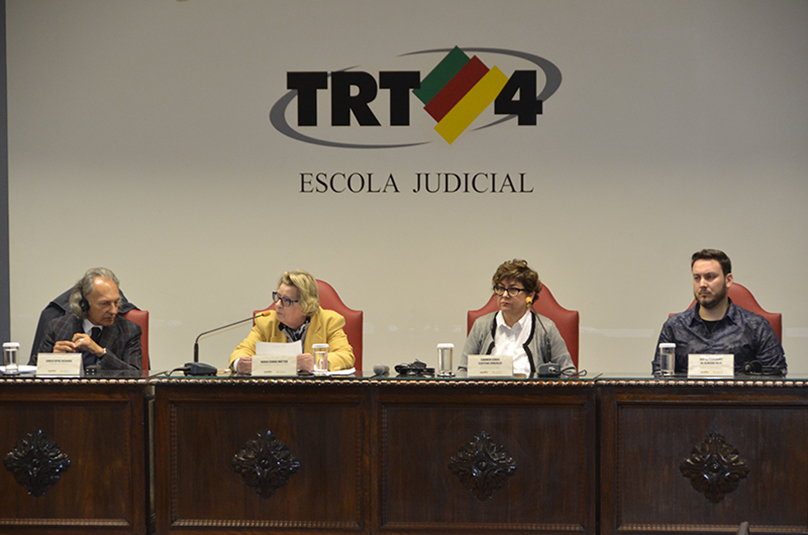 Evento sediado no TRT-RS discutiu assédio moral.