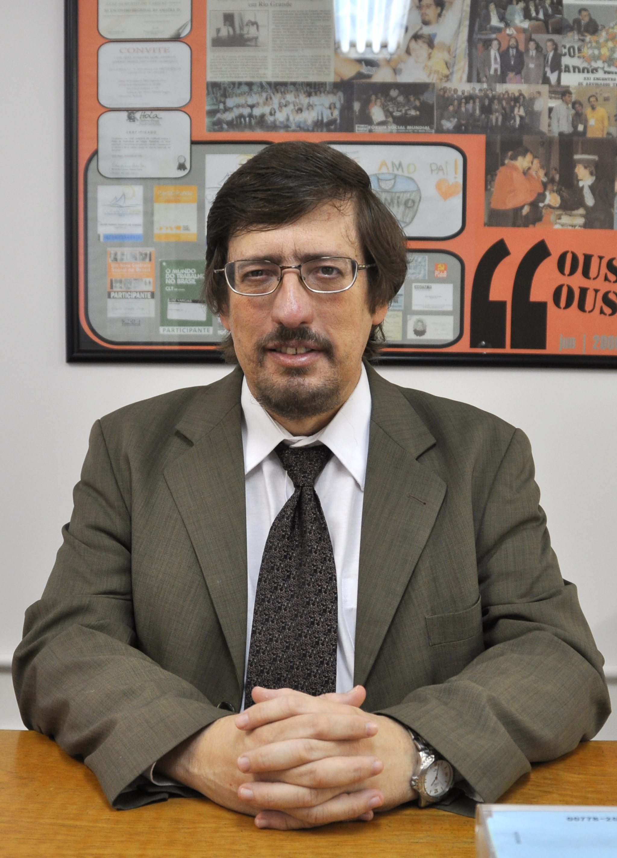 14 - Luiz Alberto de Vargas (Perfil).png