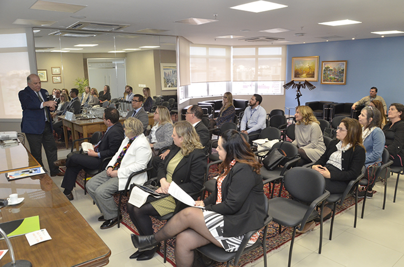 Reunião do grupo de estudos sobre mediação e conciliação