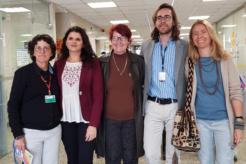 Foto com a presença das fotógrafas Maria Clara Adams e René Cabrales