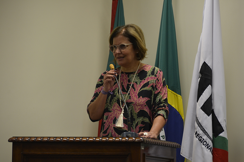 Palestrante discursando