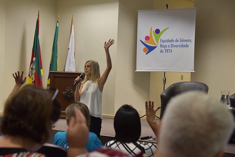 Palestra sobre autismo no TRT-RS