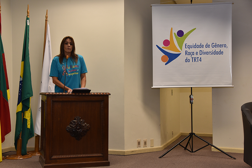Palestra sobre autismo no TRT-RS
