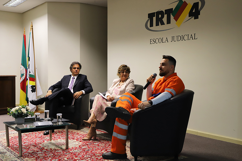 Lançamento de livro e documentário