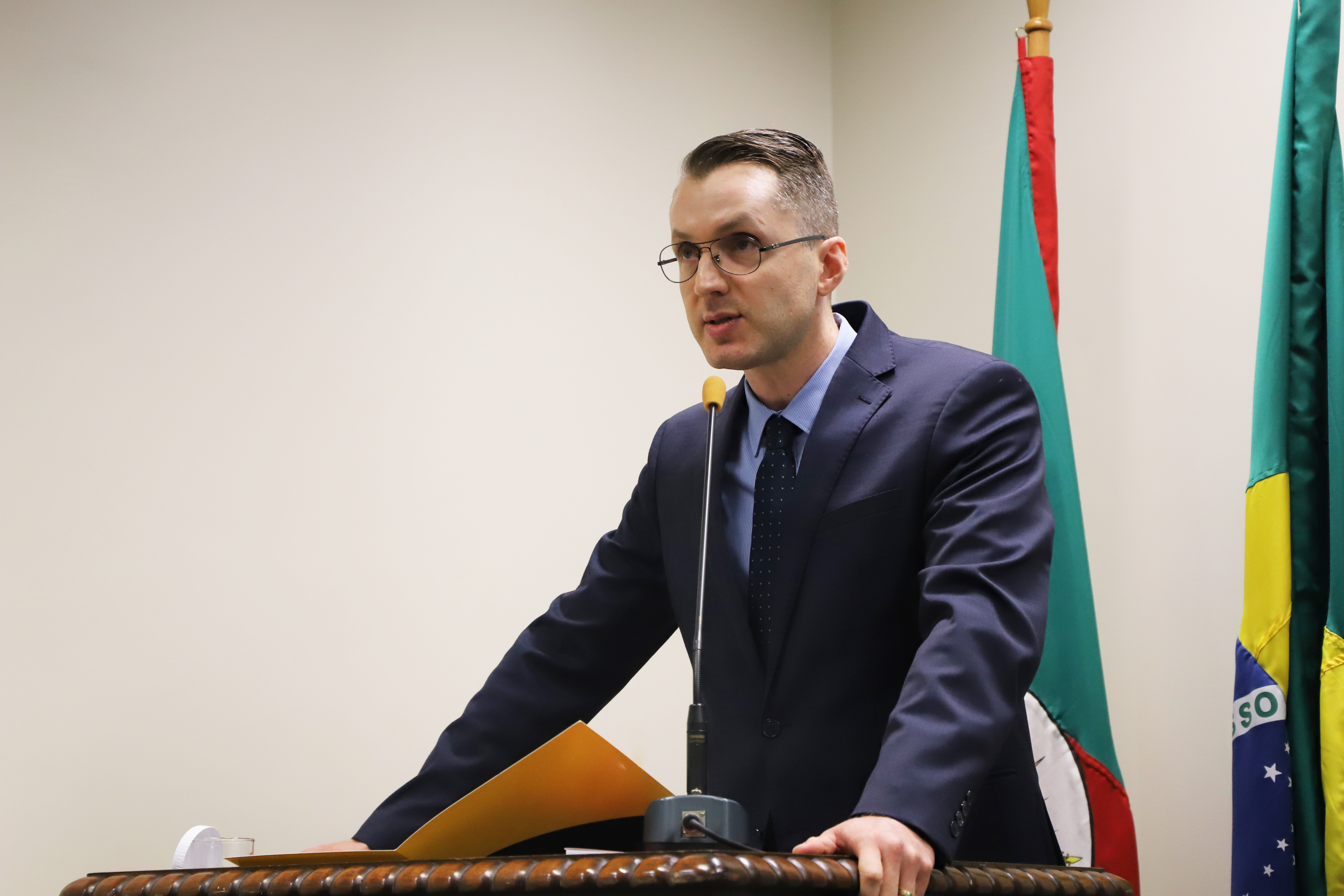 Lançamento de livro e documentário