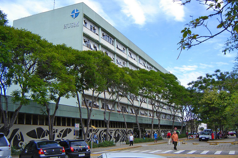 30 - (site) Fachada_do_Hospital_Universitário_de_Santa_Maria.jpg