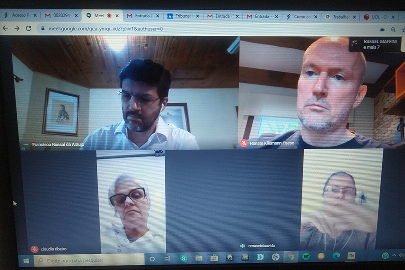 Captura de tela da videoconferência