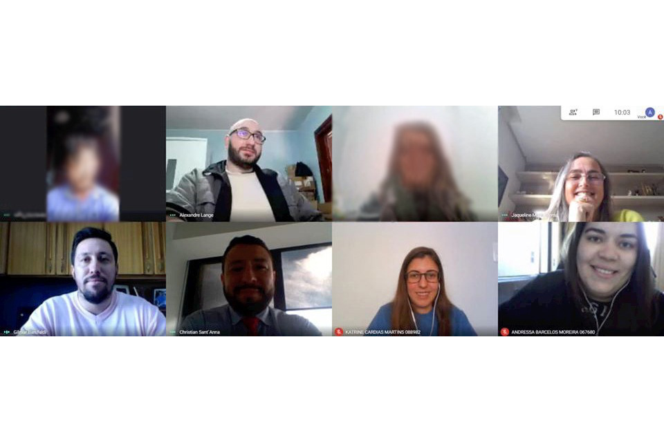 Foto da videoconferência com imagens dos participantes