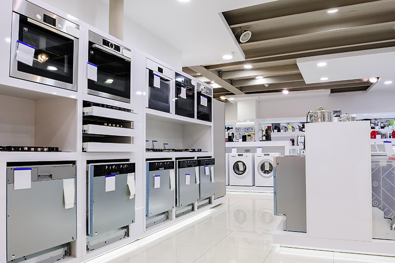 Pra Cego Ver: foto de starush/Depositphotos mostra interior de loja de eletrodomésticos