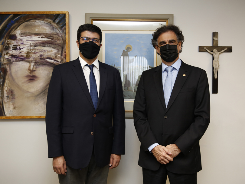Ministro Vieira de Mello e Des Rossal.jpg