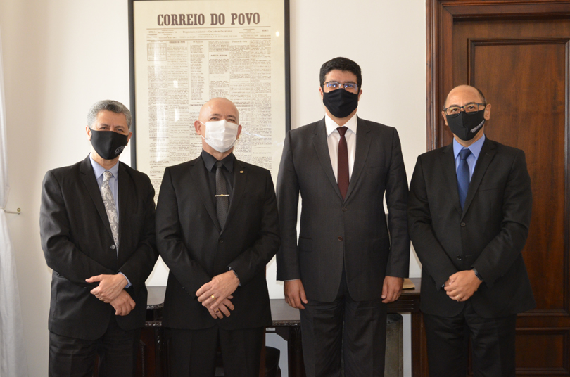 Visita Correio do Povo.jpg