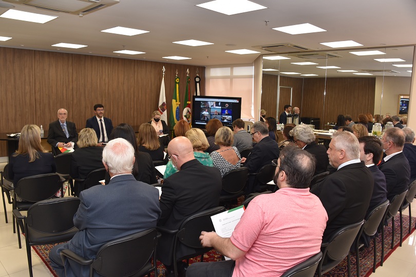 Reunião com desembargadores