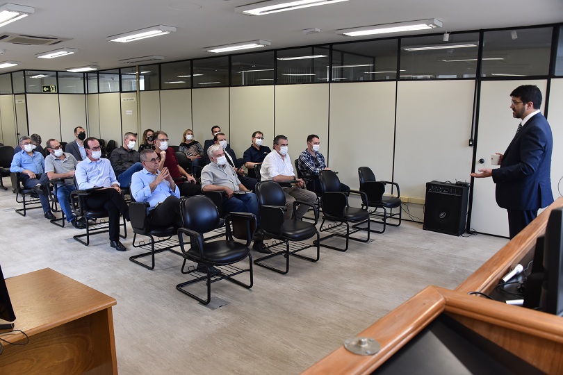 Reunião com entidades patronais