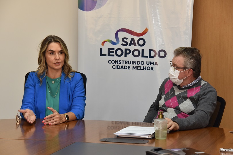 Procuradora Angelita da Rosa e Prefeito Ary Vanazzi