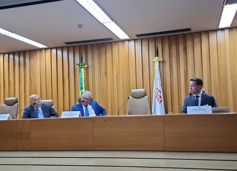 Apresentação dos sistemas Pangea e Galileu no Coleprecor