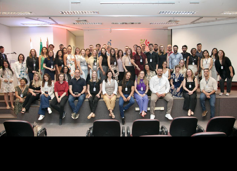 Foto posada com os novos servidores