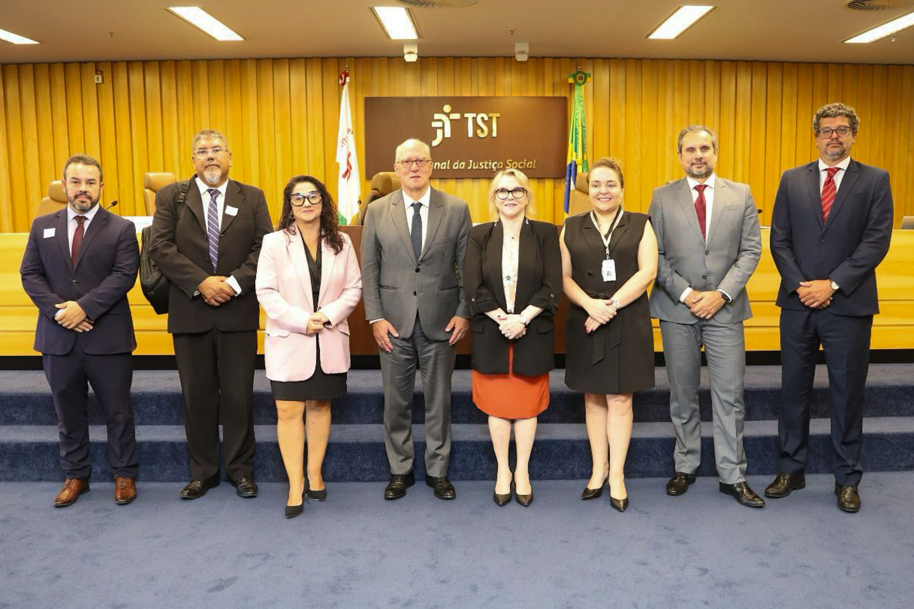 Eduardo Matos, Aldo Jardim, Carolina Ferreira, Ricardo Martins Costa, Laís Helena Nicotti, Rejane Donis, Adolfo Marques Pereira e Diogo Grimberg