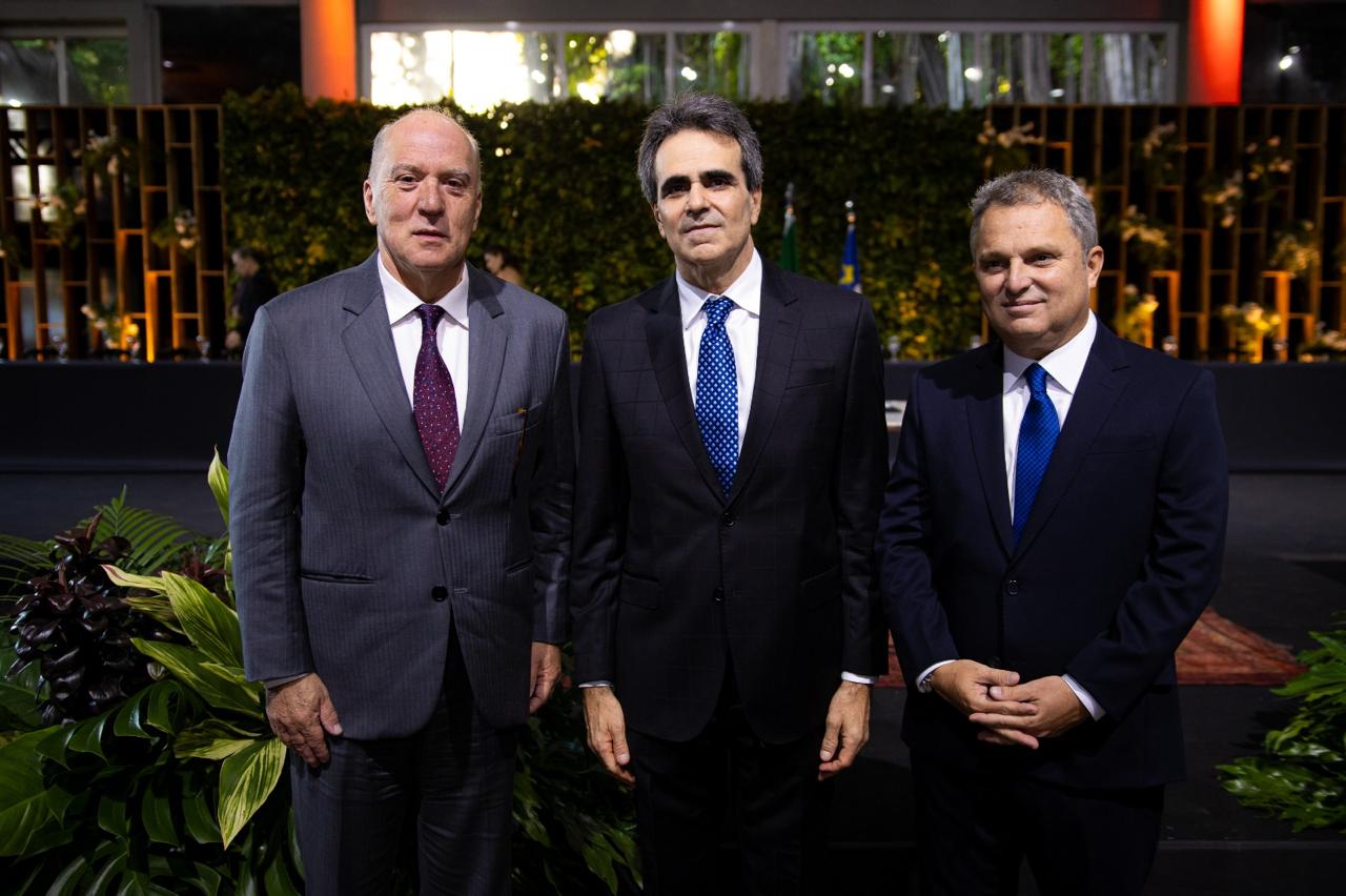 Des. Martins Costa, Des. Ruy Salathiel e Des.Eduardo Pugliesi