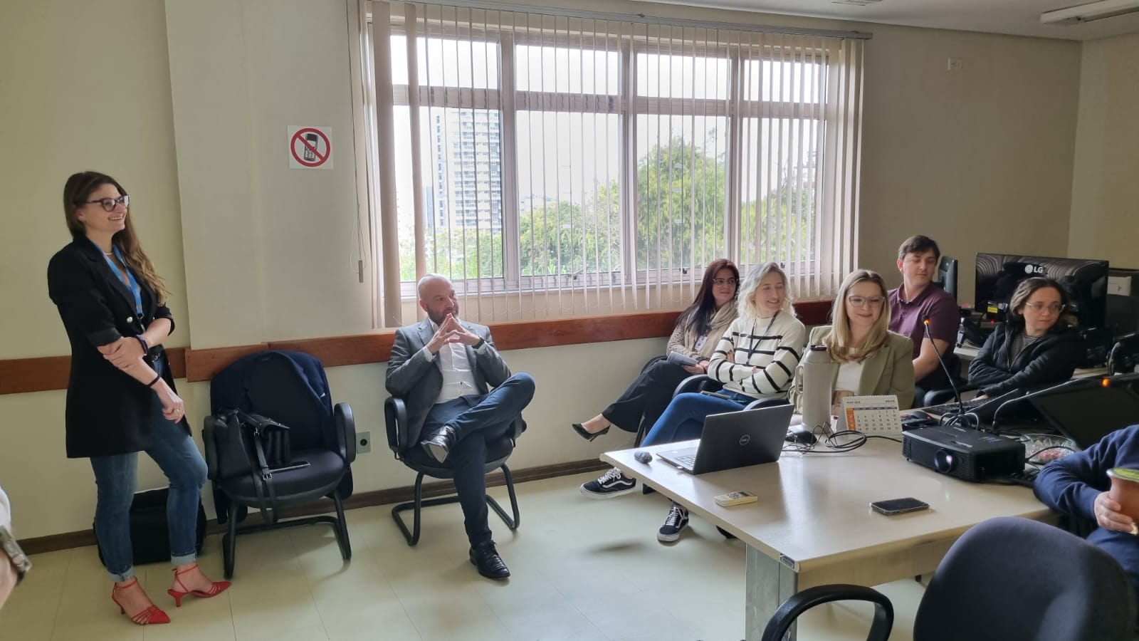 Fotografia da Turma de Caxias do Sul em sala de aula.
