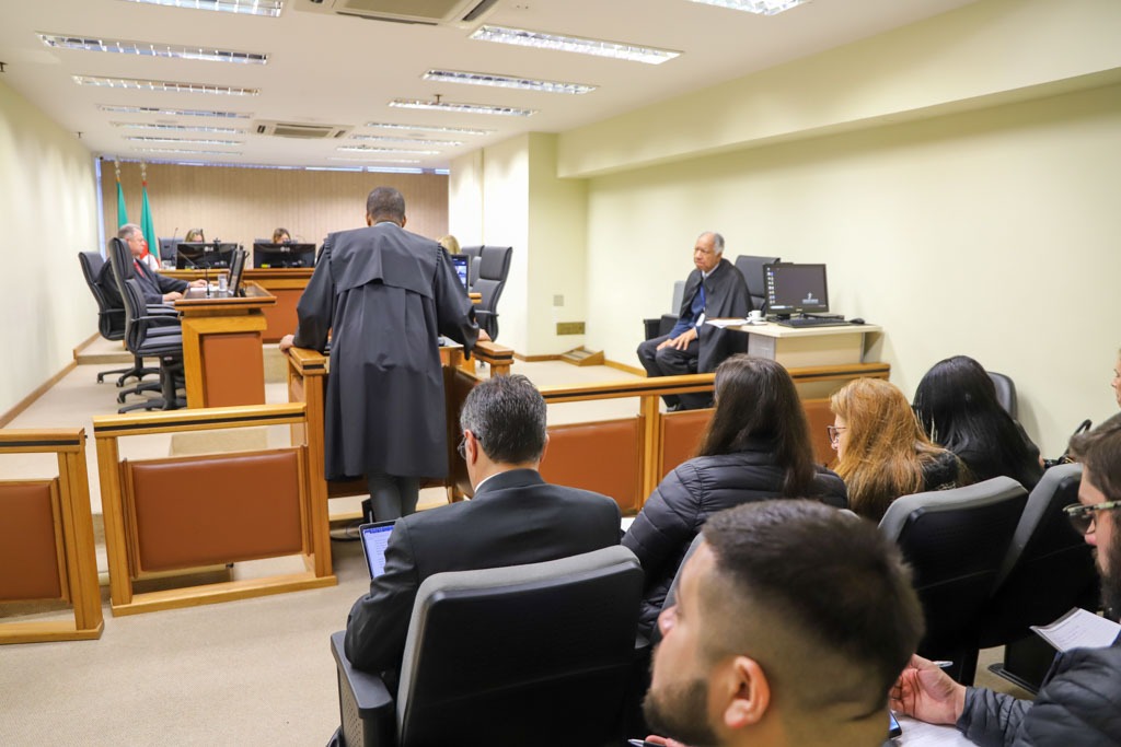 Sessão na 11ª Turma.