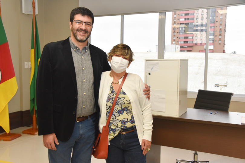 Des. Francisco Rossal e Desa. Carmen Gonzalez