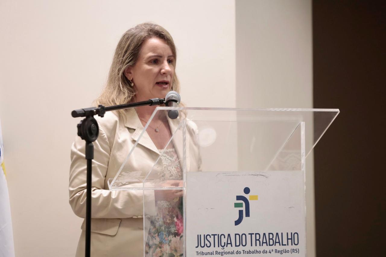 Martha Macedo Sitonni