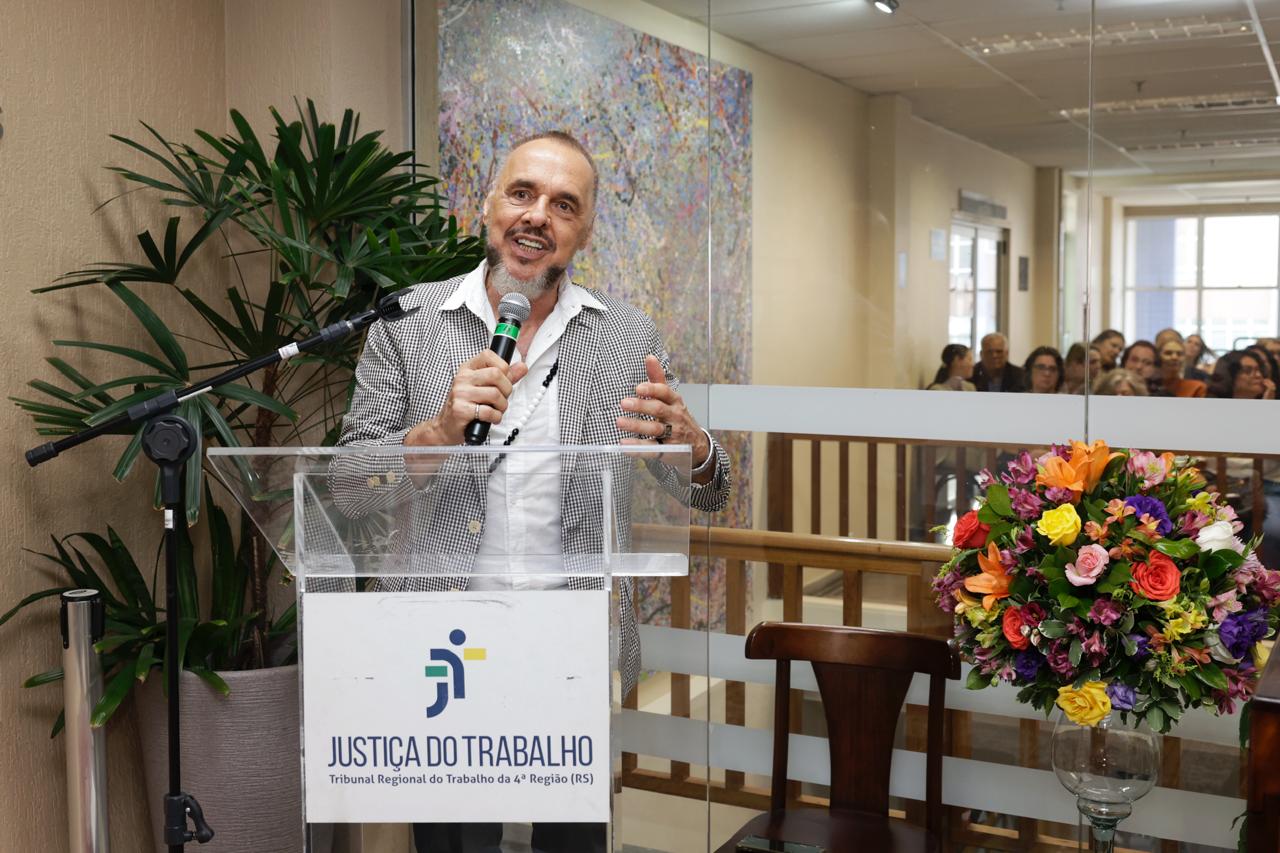 Artista plástico Aloízio Pedersen.