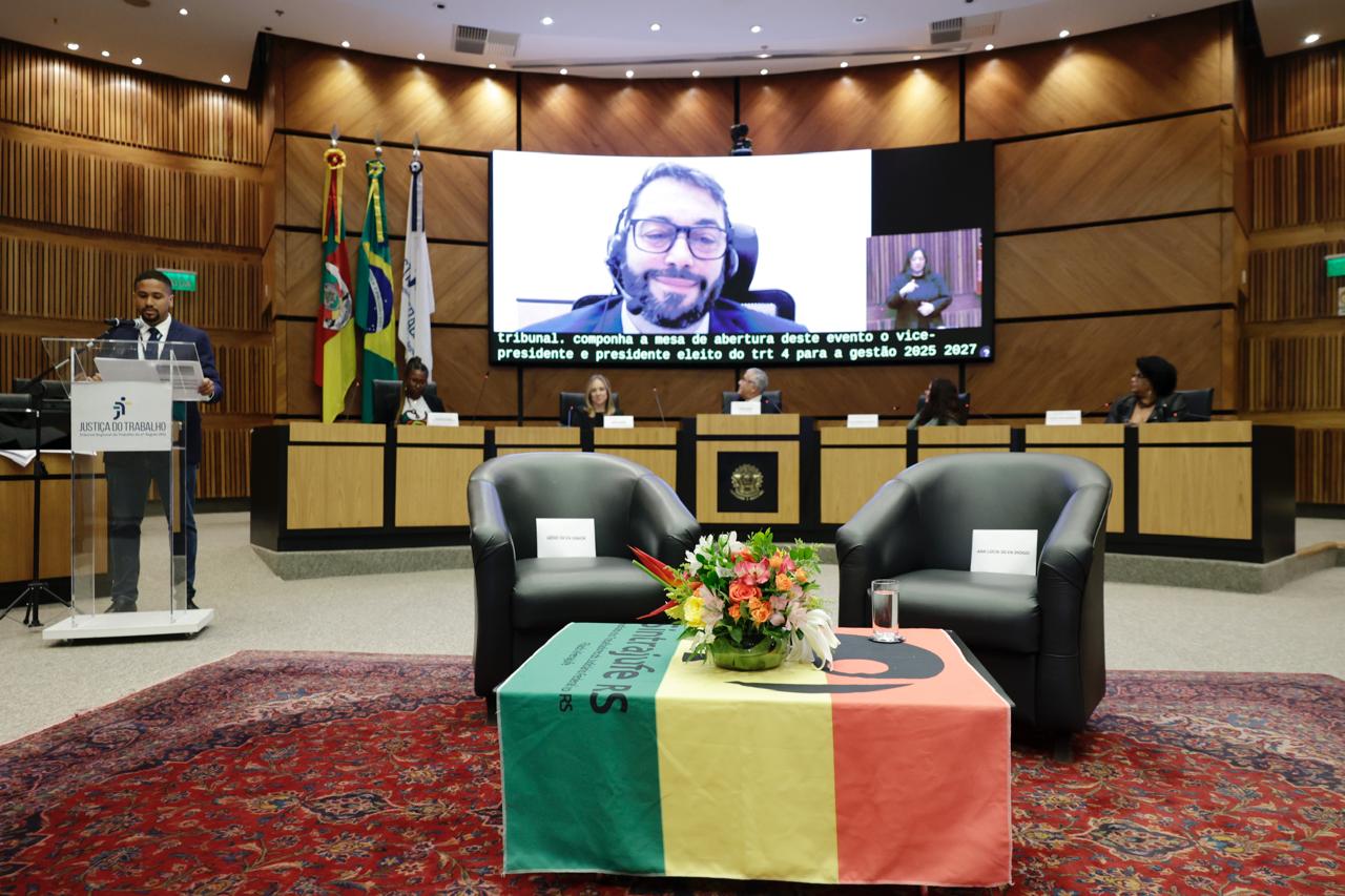 Alexandre Corrêa da Cruz, no telão