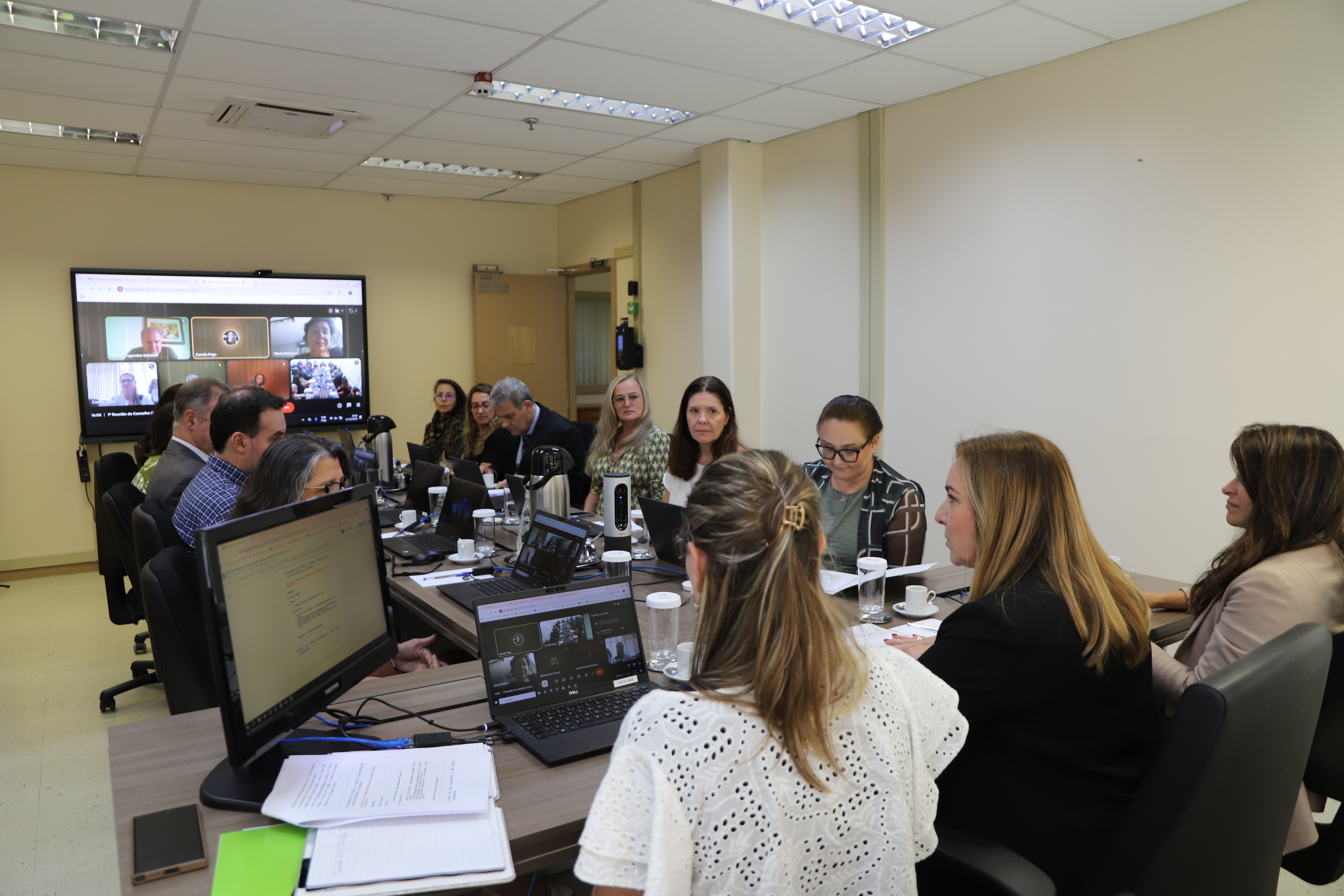 fotografia da reunião