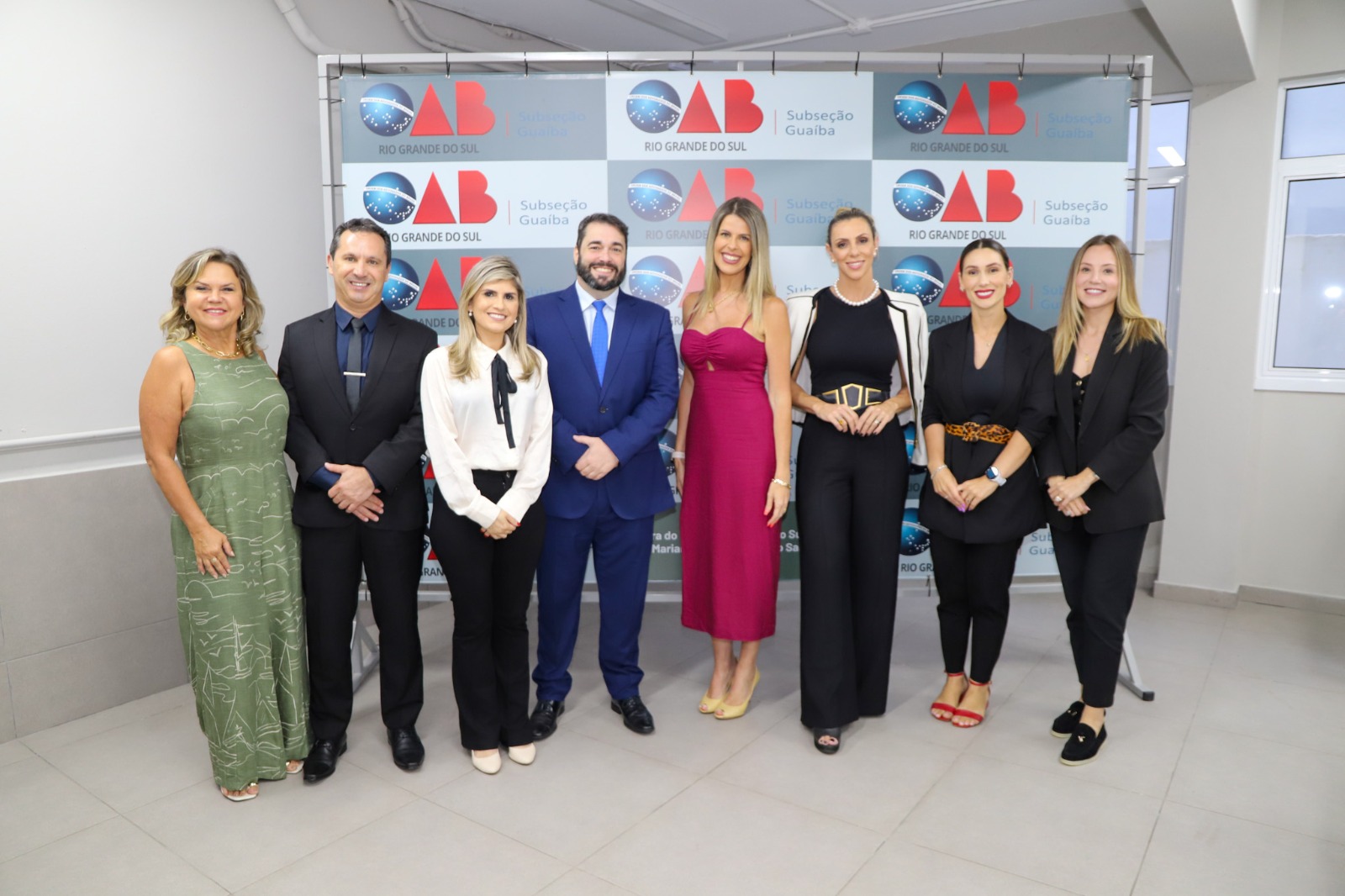 A foto mostra Alexandre com a diretoria