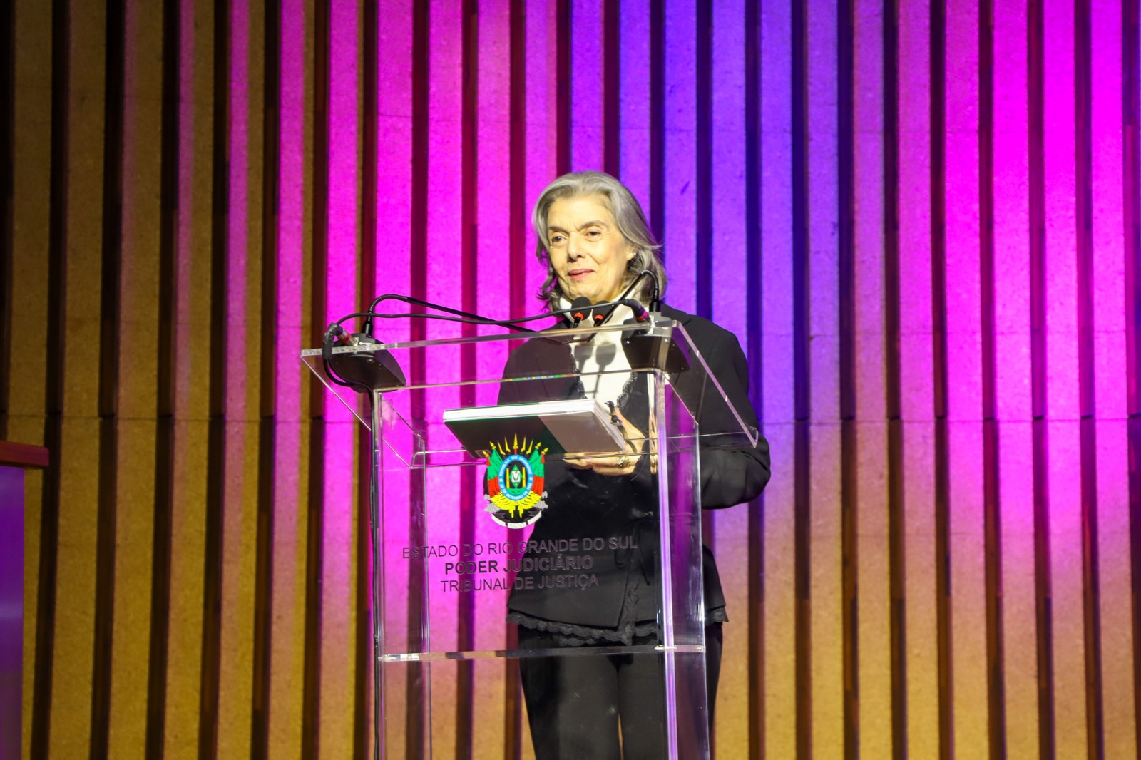 Ministra Cármen Lúcia