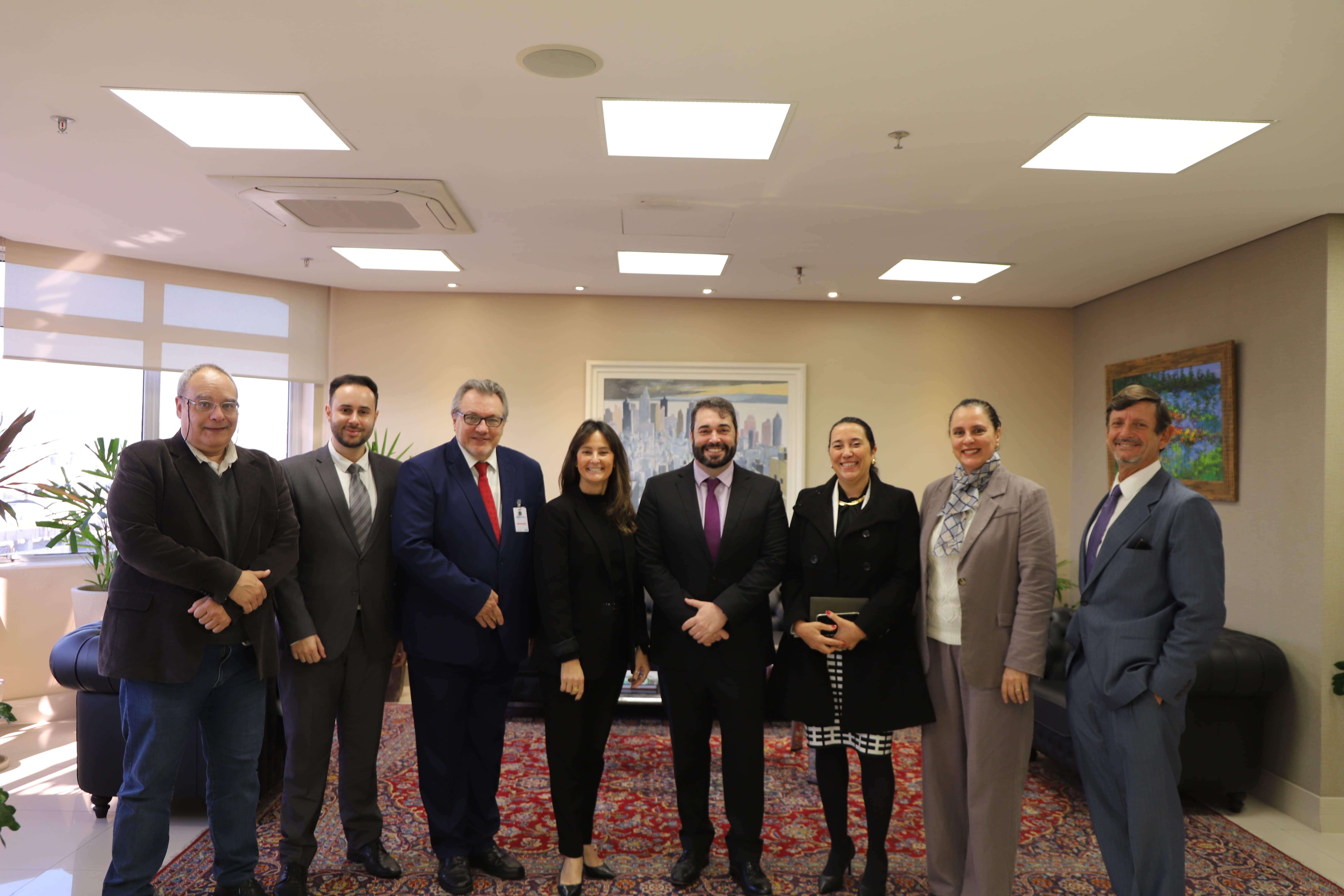 Foto de todos os participantes da reunião
