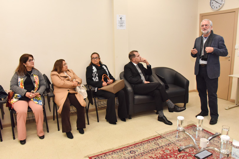 Foto de participantes da reunião