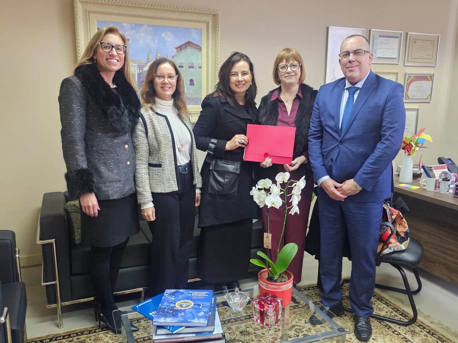 Carolina Ilha (juíza auxiliar da Corregedoria), Adriana Fontoura, Eliane Melgarejo, Madalena Telesca e Eduardo Elyseu.