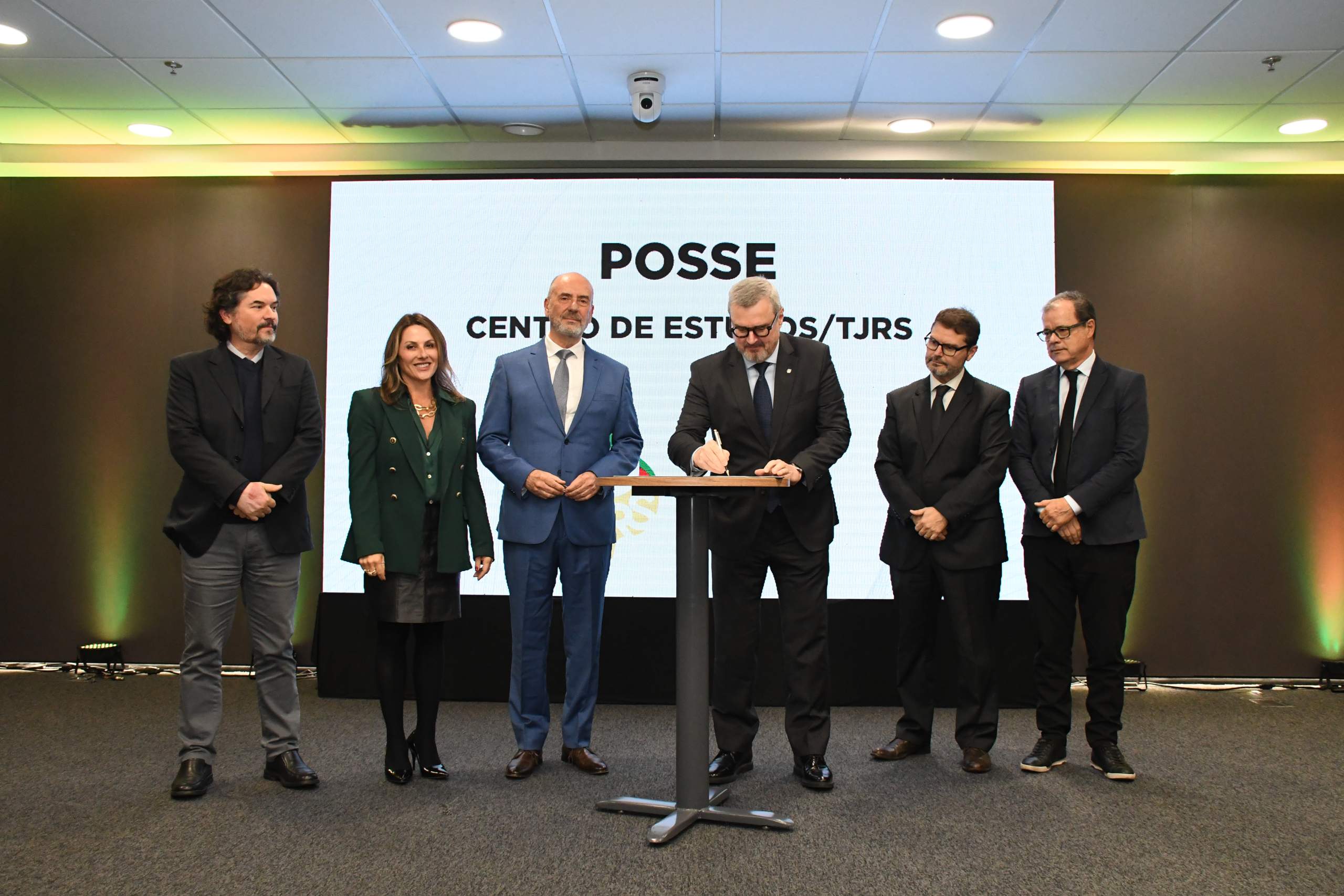 Nova coordenação do Centro de Estudos do TJRS.