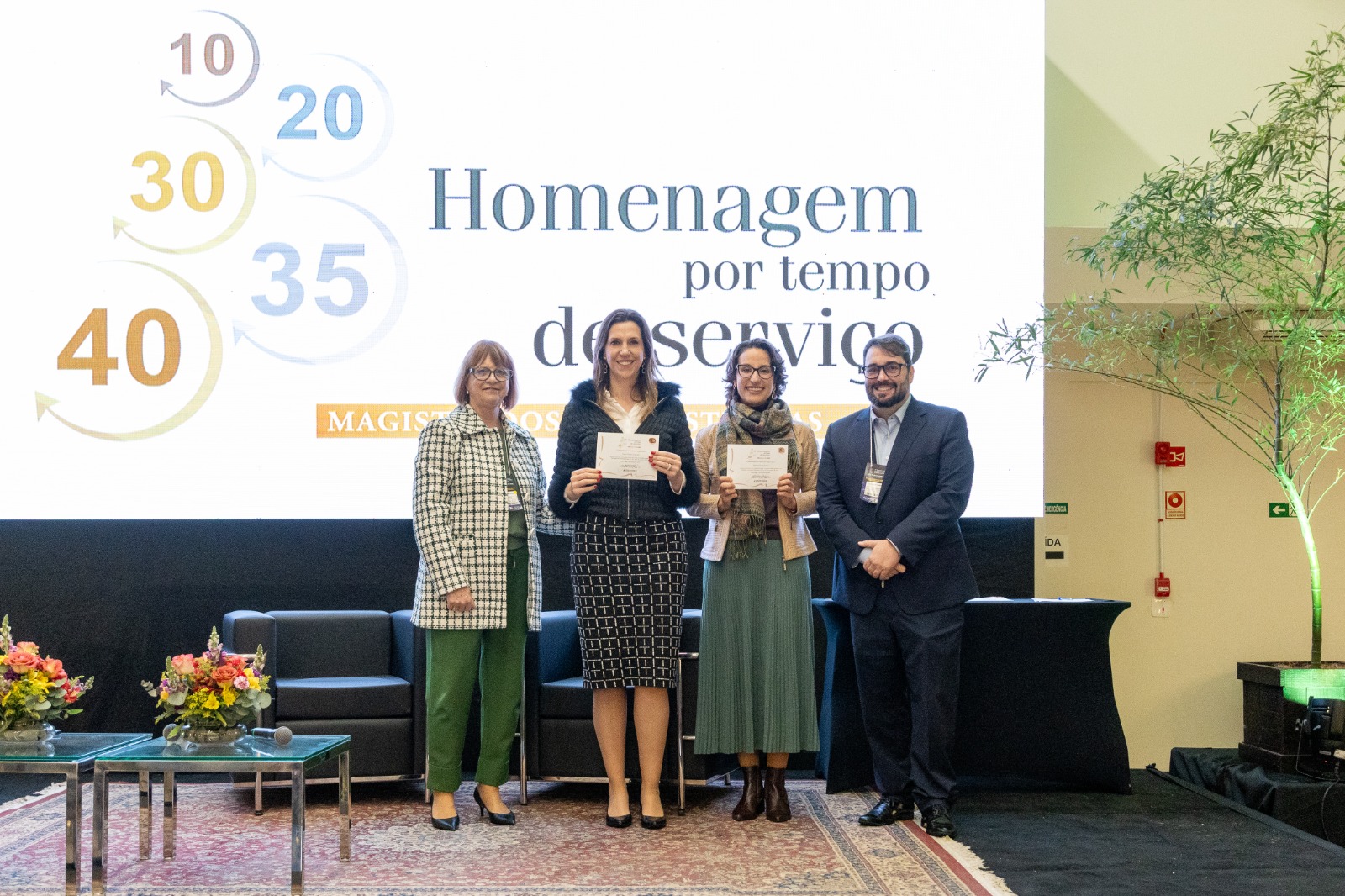 Juíza Cássia Ortolan Grazziotin e Juíza Mariana Piccoli Lerina