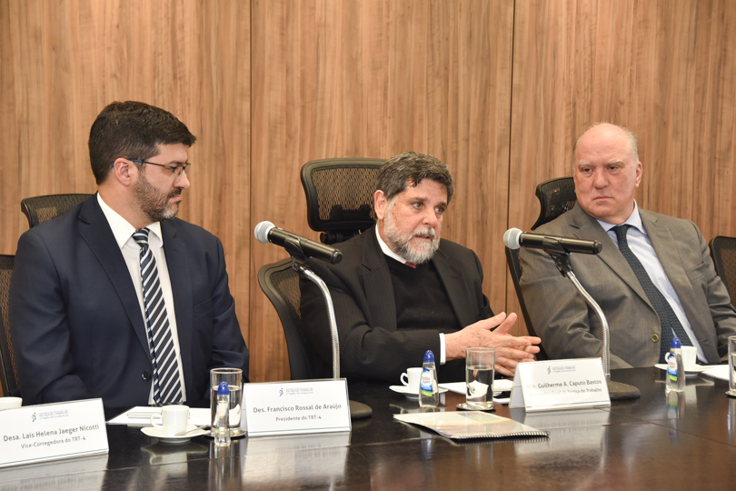 Des. Rossal, Min. Caputo Bastos e Des. Martins Costa