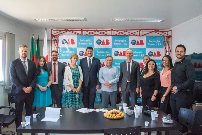 Reunião na subseção da OAB/RS