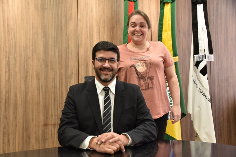 Rejane Donis (diretora-geral do TRT-4) e Des. Francisco Rossal