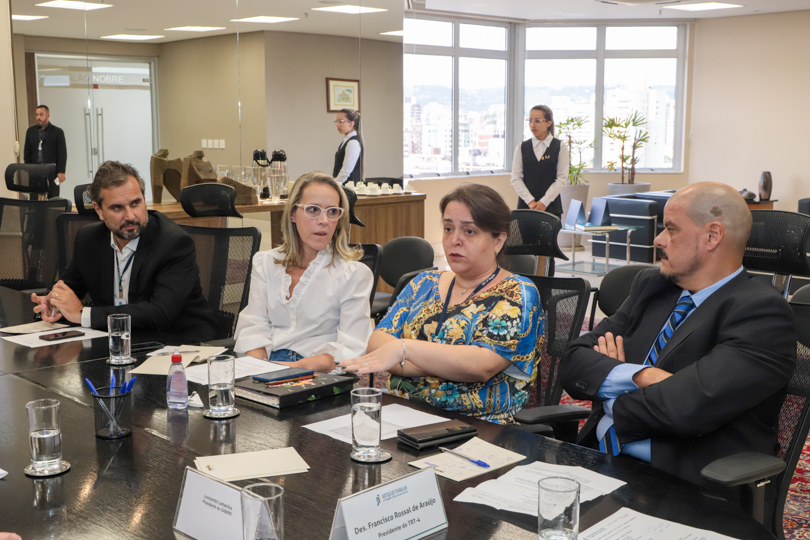 Adolfo Marques Pereira, Maria Augusta Kinnemann, Rejane Donis e Daniel Nonohay