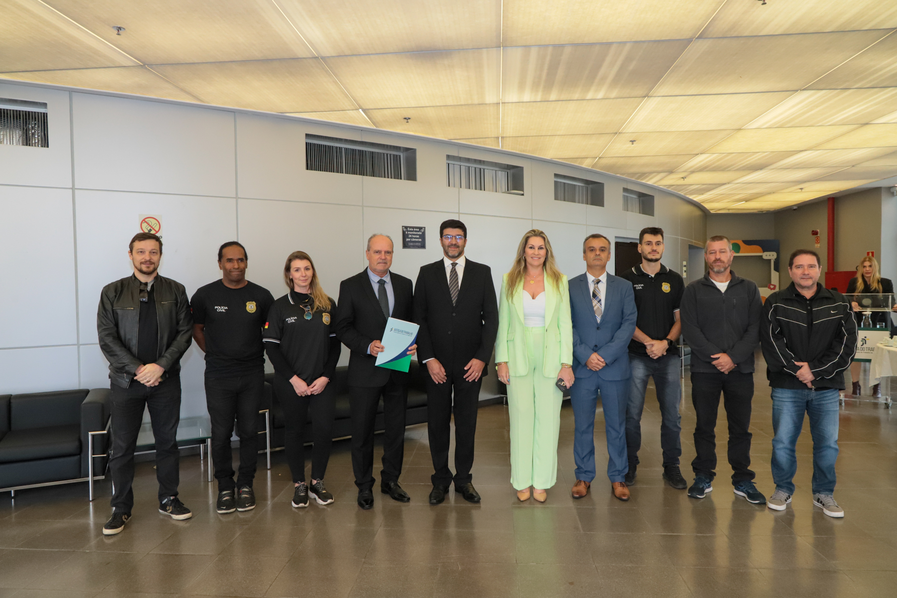 Des. Rossal e representantes da Polícia Civil