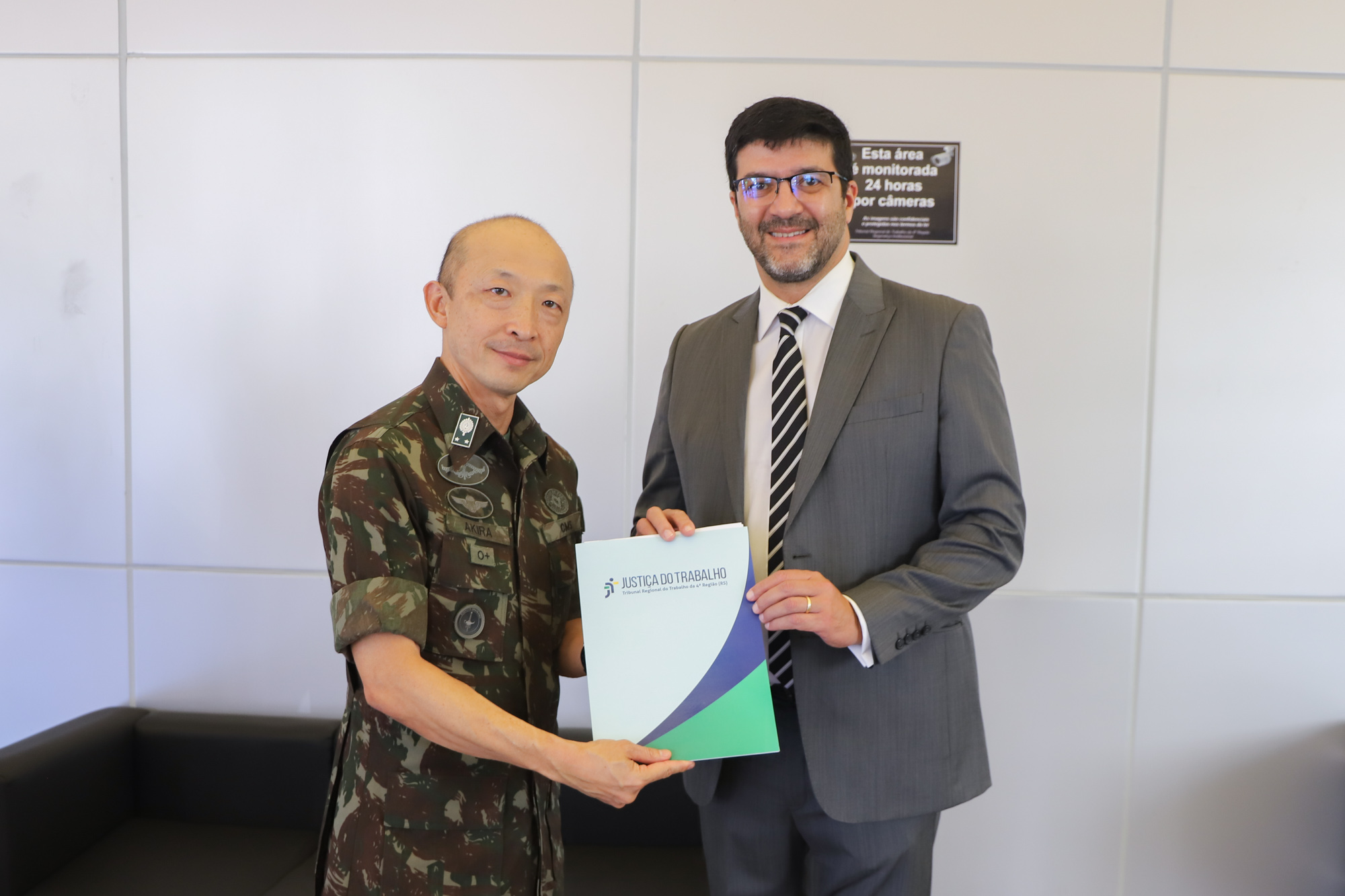 Adilson Akira Torigoe e Francisco Rossal