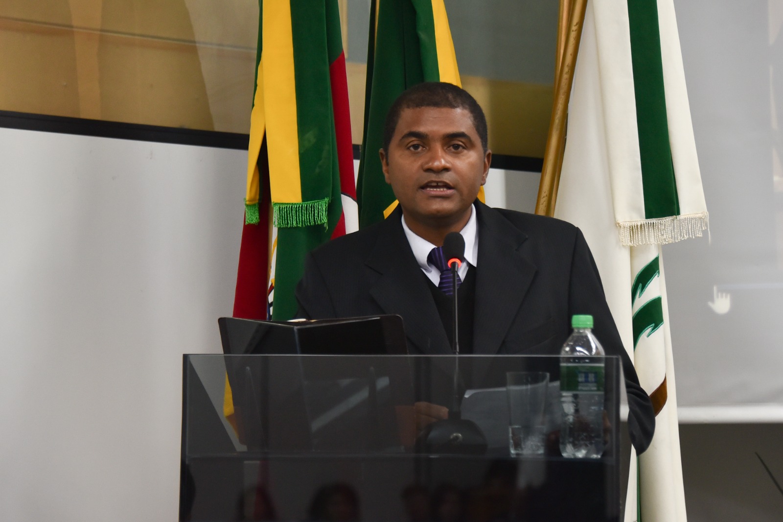 claudio mineiro