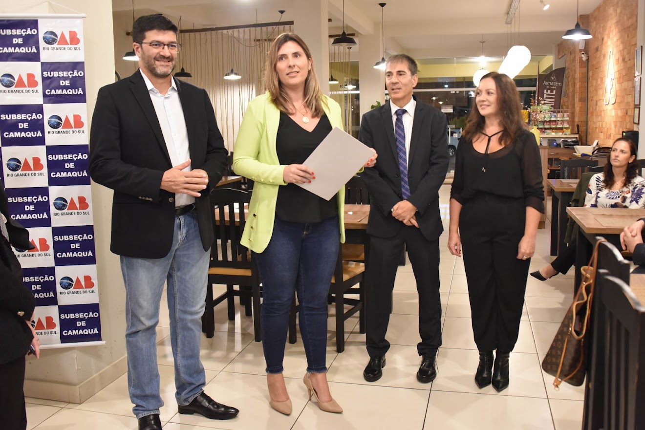 presidente da OAB de Camaquã, Roberta Inocente Magalhães