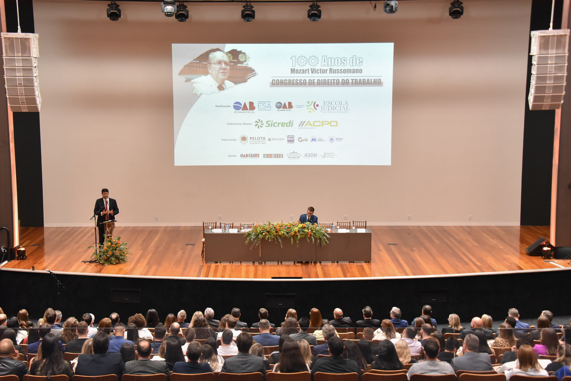 Rossal e público