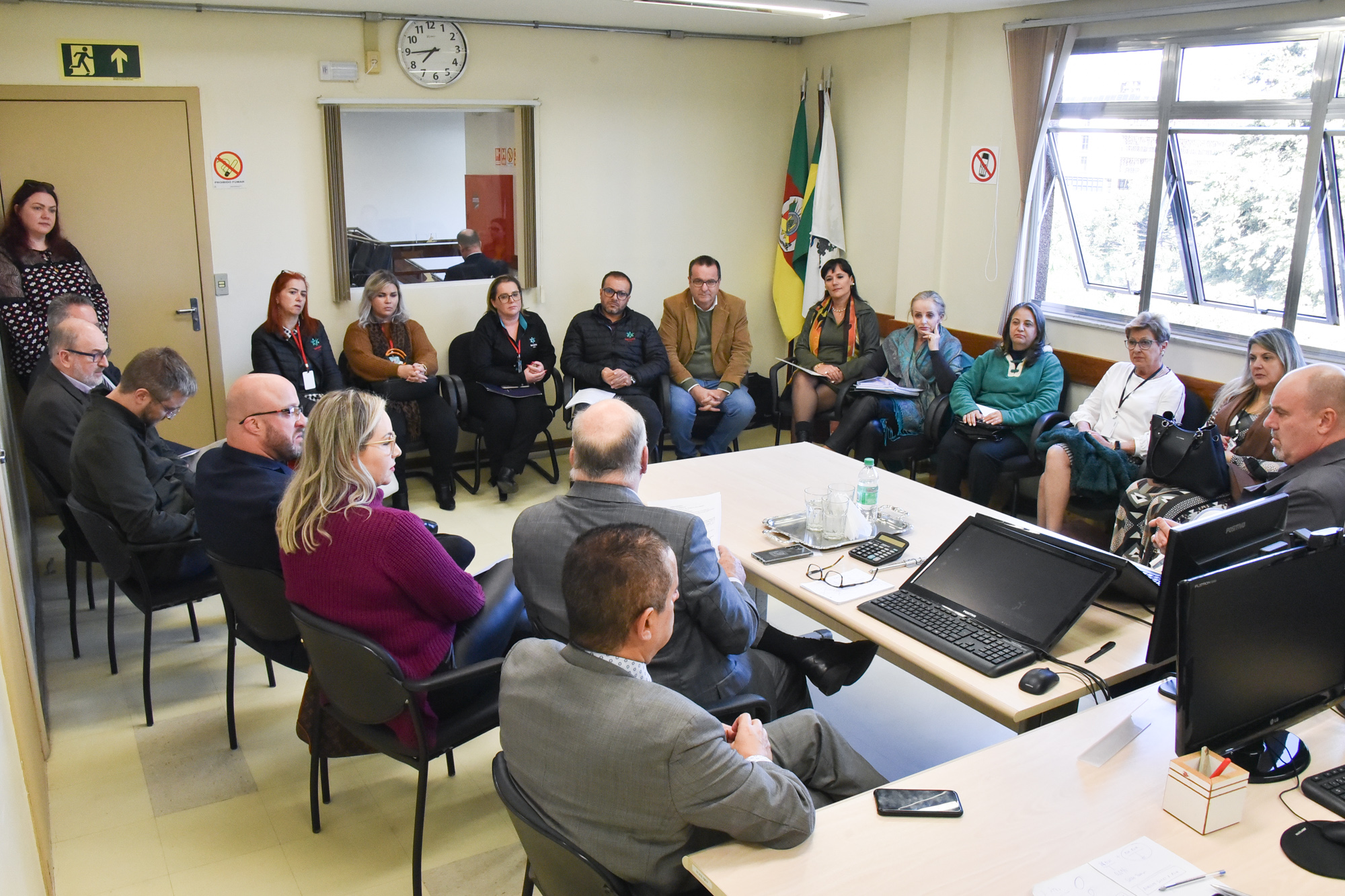 Foto dos participantes da reunião